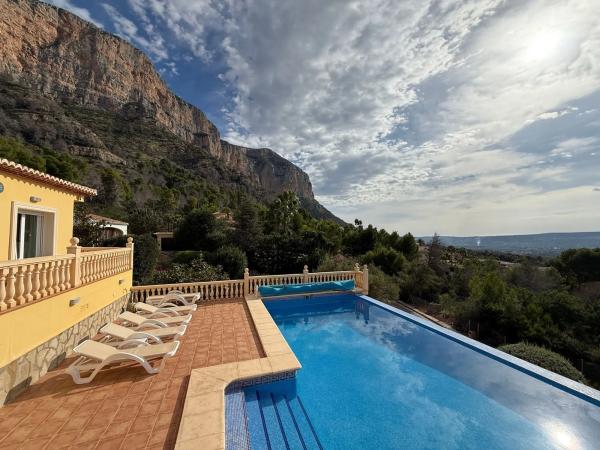 Casa independiente en calle de Cancer