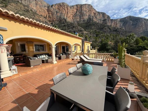 Casa independiente en calle de Cancer