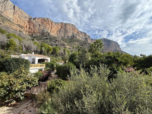 Casa independiente en calle de Cancer