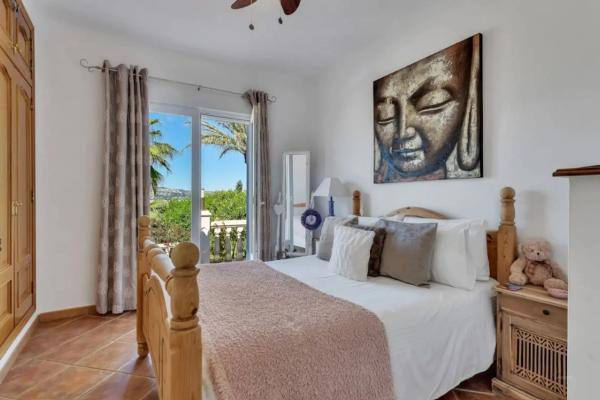 Casa independiente en calle Río Jalón