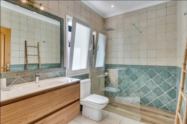 Casa independiente en calle Río Jalón