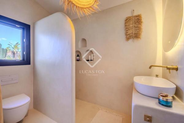 Casa independiente en calle Carl Nielsen