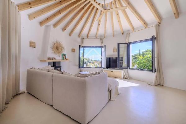 Casa independiente en calle Carl Nielsen