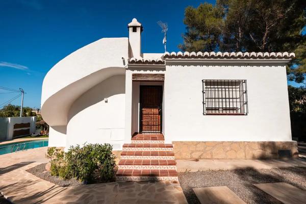 Casa independiente en calle Francisco Zurbarán