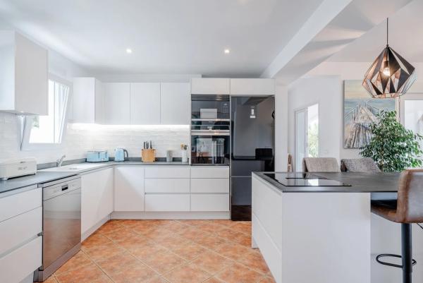 Casa independiente en CL Rio Jalon