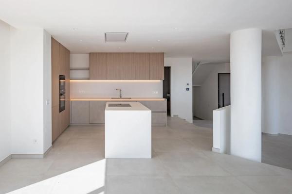 Casa independiente en Urbanizacion Corona la 4, 7