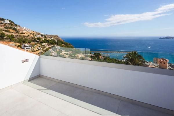 Casa independiente en Urbanizacion Corona la 4, 7