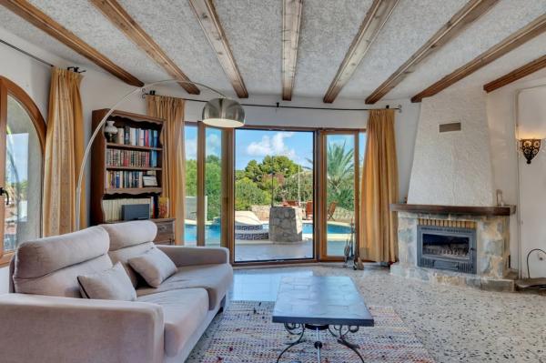 Chalet en Cap Martí - Pinomar