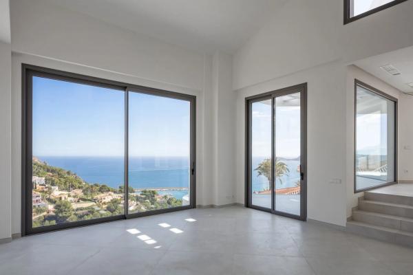 Casa independiente en Urbanizacion Corona la 4, 7