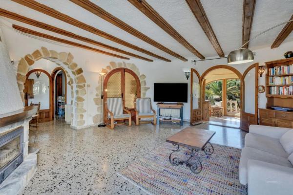 Chalet en Cap Martí - Pinomar