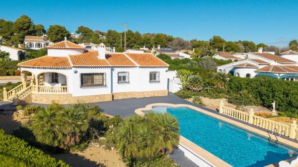 Casa independiente en calle de Roncadell