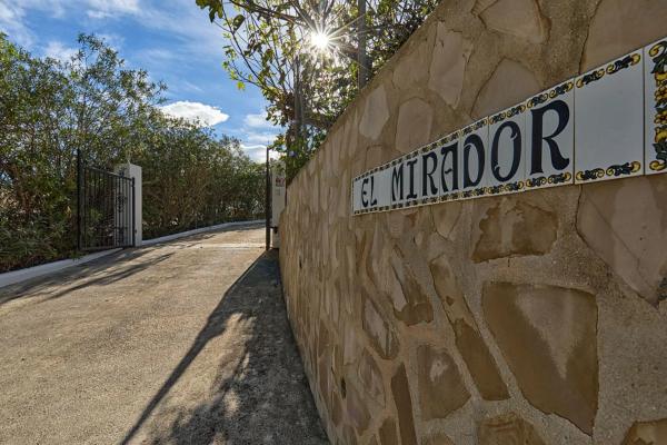 Chalet en camino Tossal Gros