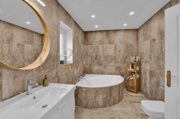 Casa independiente en camino Tossal Gros