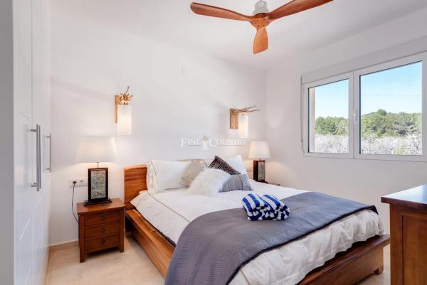 Casa independiente en calle Lago Como