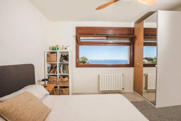 Casa independiente en calle George Gershwin