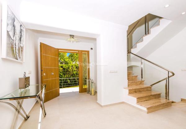 Casa independiente en calle Tarrasa