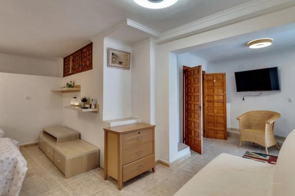 Chalet en Cap Martí - Pinomar