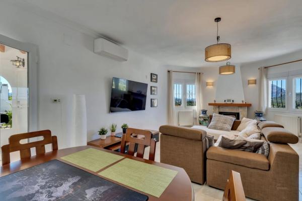 Chalet en Cap Martí - Pinomar