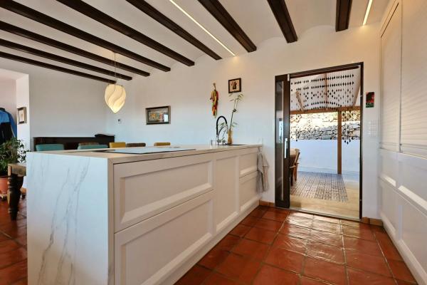 Casa independiente en calle de Àries, 19