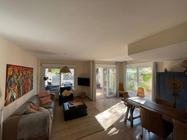 Chalet adosado en calle Santander