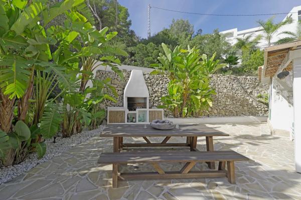 Casa independiente en calle Beniarrés