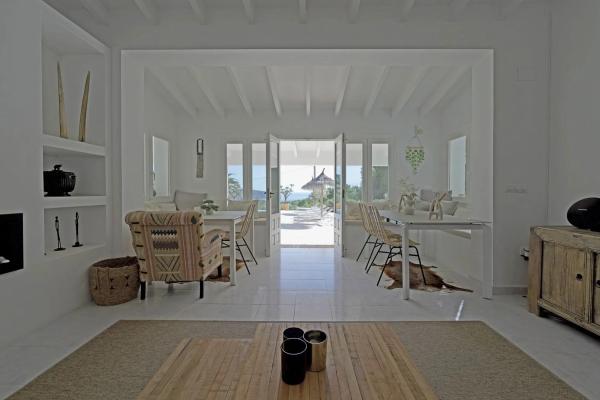 Casa independiente en calle Beniarrés