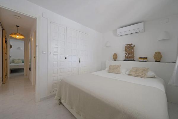 Casa independiente en calle Beniarrés