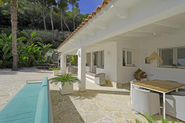 Casa independiente en calle Beniarrés