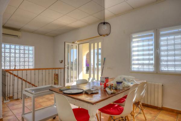 Chalet en Pinar de Advocat-Cometa