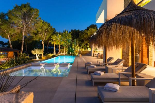 Casa independiente en calle Río Serpis, 16