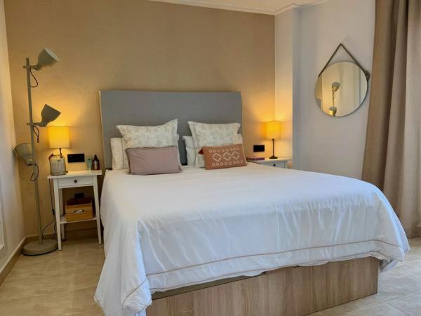 Piso en calle Menorca, 2