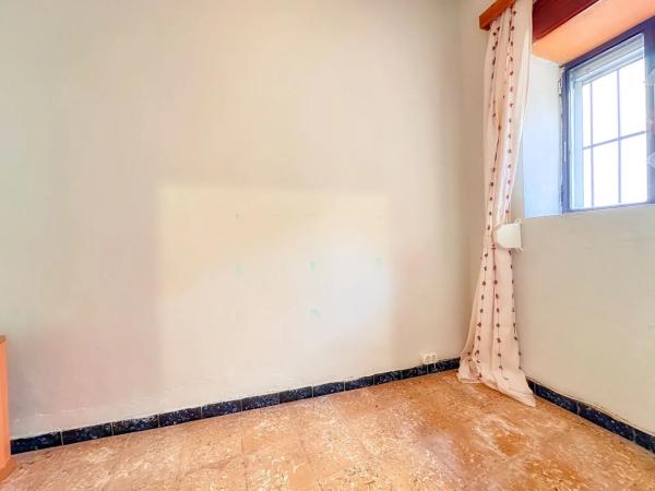 Chalet adosado en CL Font