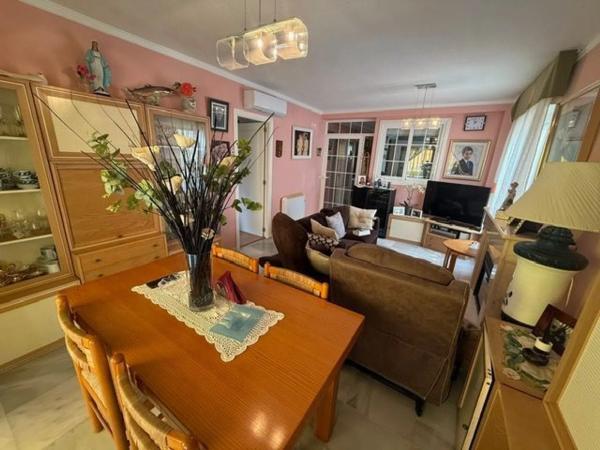 Piso en calle Pau Casals