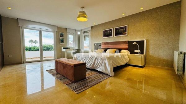 Casa independiente en calle Tenerife