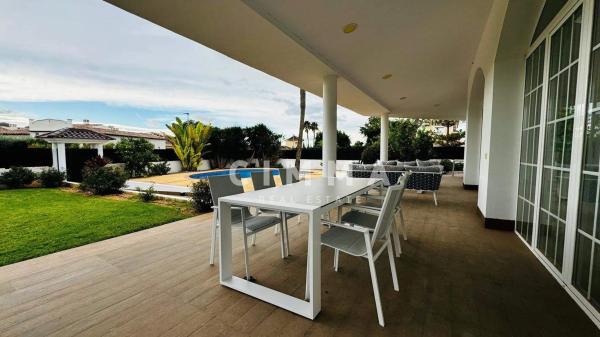 Casa independiente en calle Tenerife