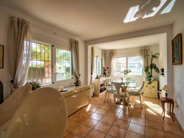 Casa independiente en camino del Sarando