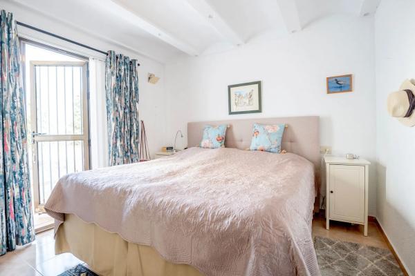 Chalet adosado en calle Pegàs