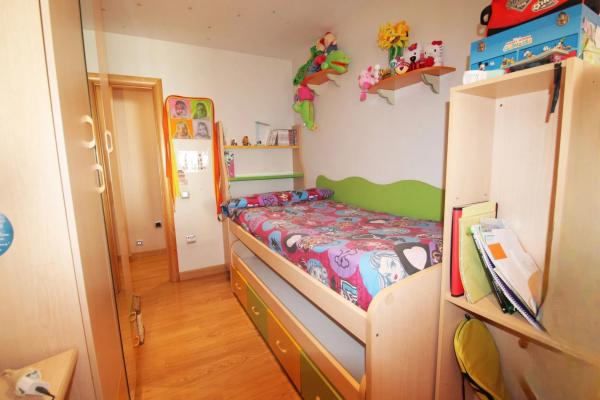 Piso en calle Marie Curie, 4