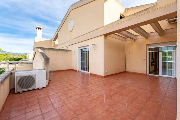 Chalet en calle Marina Alta