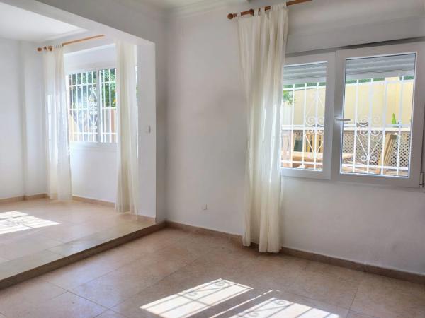 Chalet pareado en calle Tucà