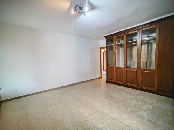 Chalet pareado en calle Tucà