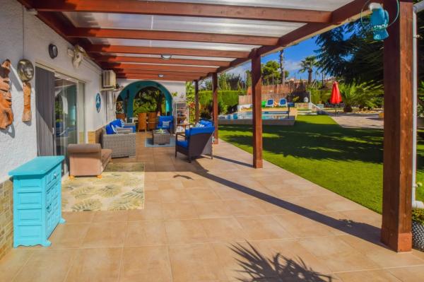 Casa independiente en calle Eurim