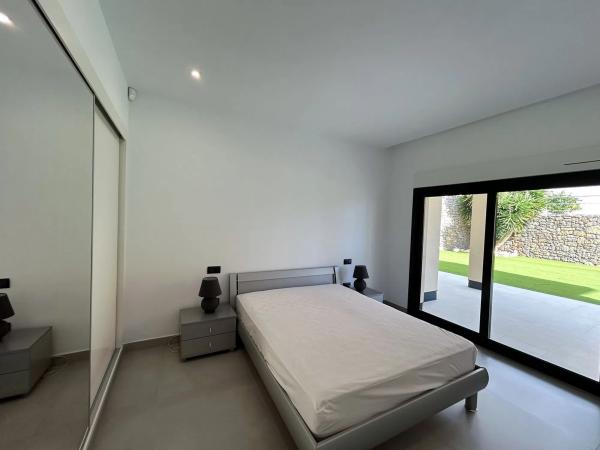 Casa independiente en calle Costa Verde