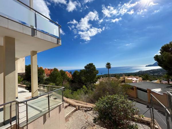 Casa independiente en calle Costa Verde