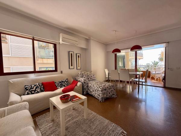 Piso en calle la Roda, 1