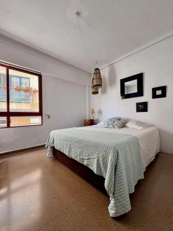 Piso en calle la Roda, 1