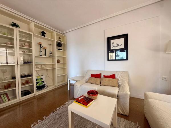 Piso en calle la Roda, 1