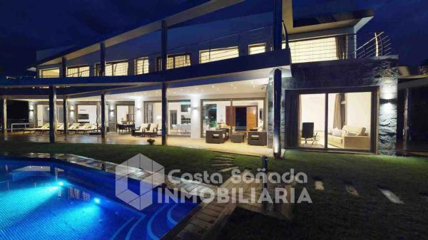 Casa independiente en calle Tord