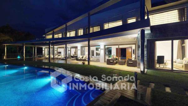 Casa independiente en calle Tord