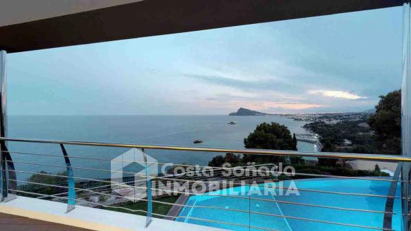 Casa independiente en calle Tord